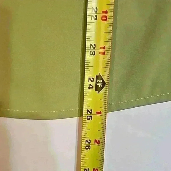 Elementz Womens top sz 1X color green shortsleeve blouse button front ca… - Picture 11 of 15